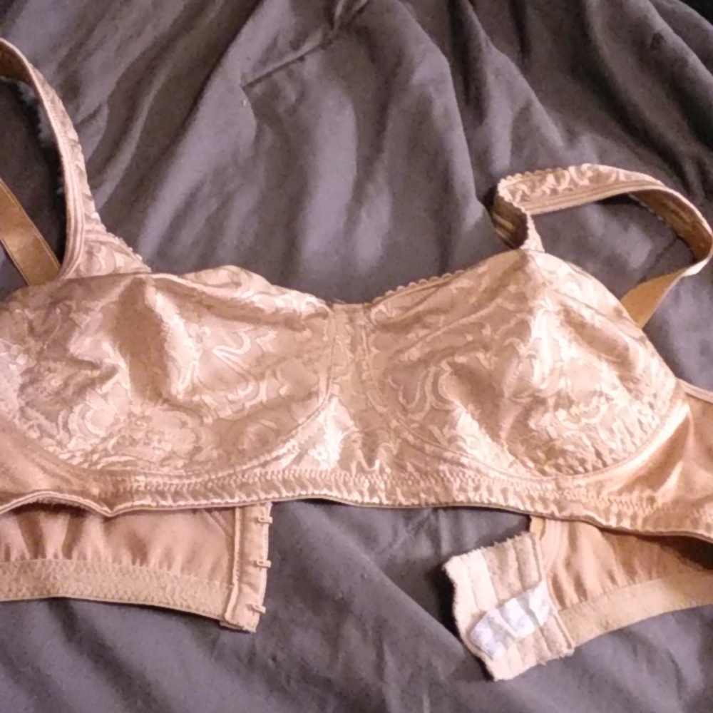 36C Playtex 48 hour bra